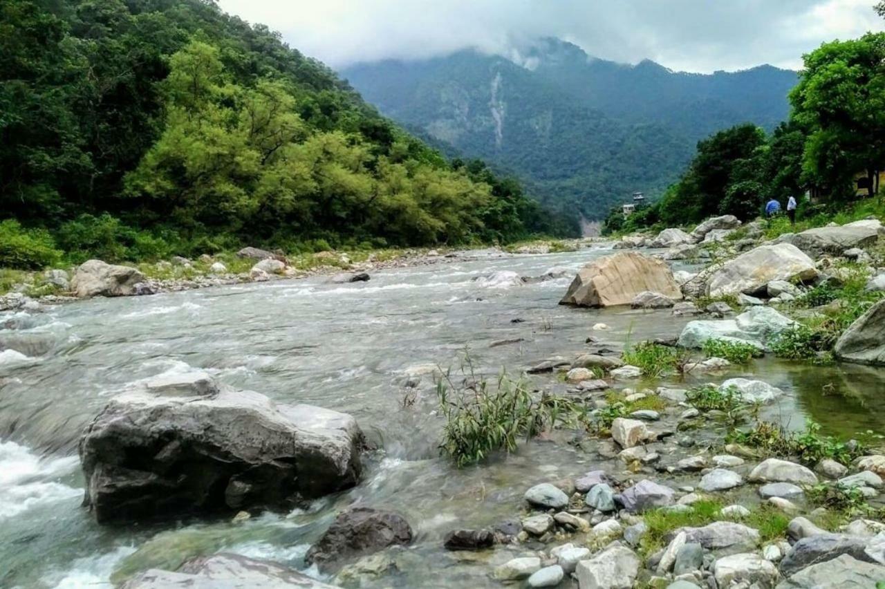 Nishantam Rishīkesh Dış mekan fotoğraf